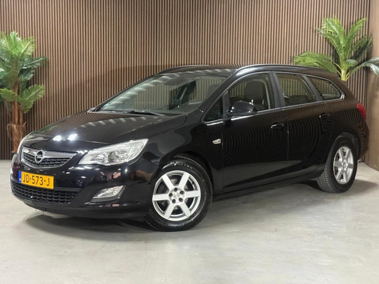 Opel Astra Sports Tourer - 1.4 Turbo Edition 1.4 Turbo Edition - AutoWereld.nl