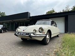 Citroën ID - ID19 / Concoursstaat / LHM