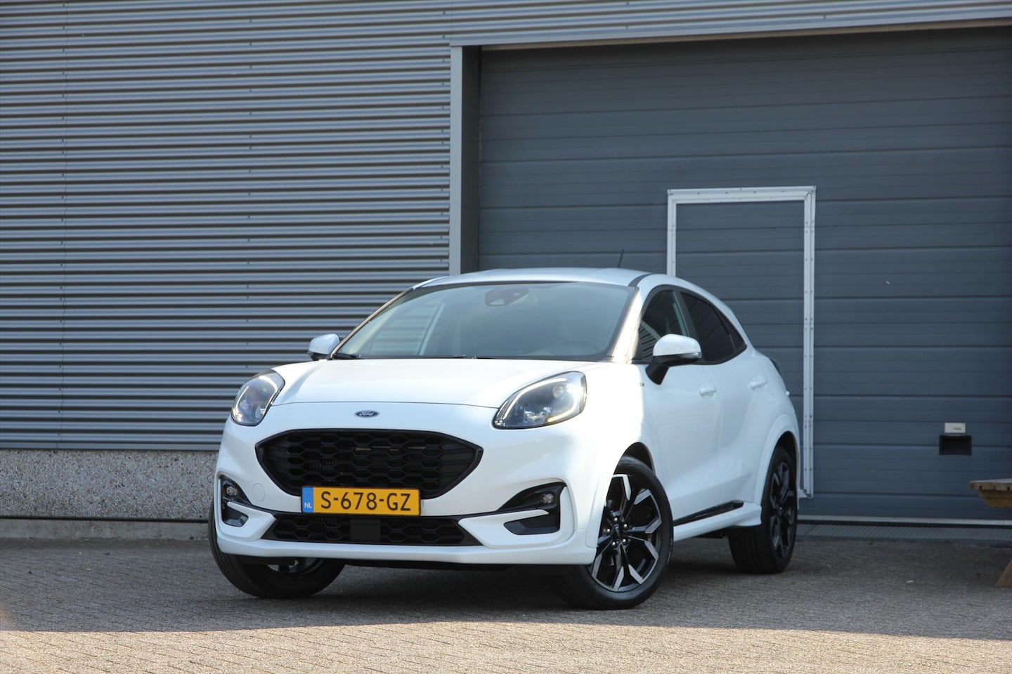 Ford Puma - 1.0i Ecoboost Hybrid 125pk ST-Line - AutoWereld.nl