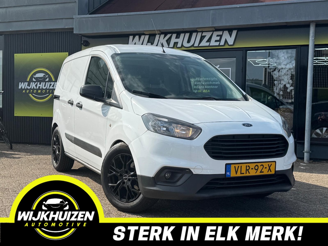 Ford Transit Courier - 1.5 TDCI Trend Duratorq S&S met Airco !!! 16 Inch !!! Nieuwstaat !!! - AutoWereld.nl