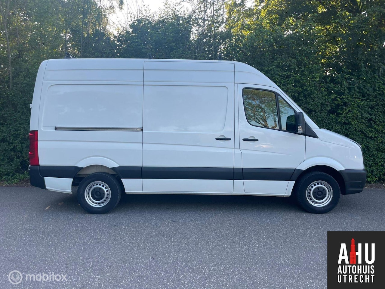 Volkswagen Crafter - Bestel 30 2.0 TDI L3H3 - AutoWereld.nl