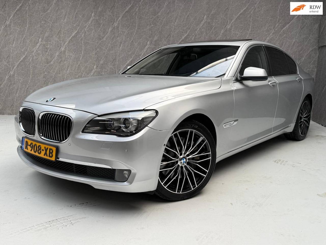 BMW 7-serie - 750i ActiveHybrid / Full Option / APK - AutoWereld.nl