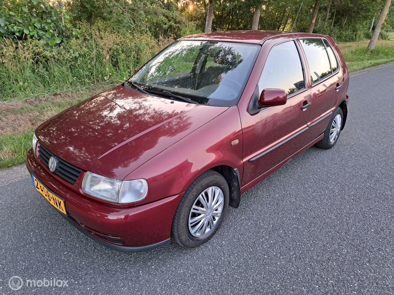 Volkswagen Polo - 1.4 # Automaat # 5-Deurs # Nw-APK! - AutoWereld.nl