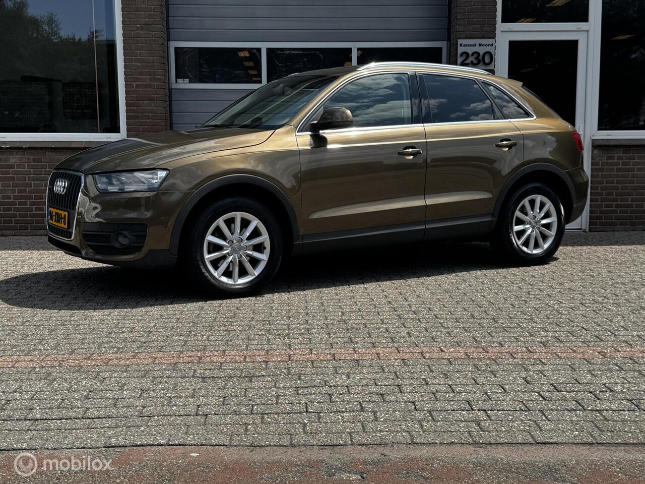Audi Q3 - 2.0 TFSI QUATTRO PANORAMADAK/ECC-AIRCO/CRUISE.C - AutoWereld.nl