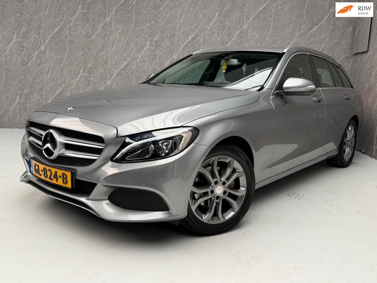 Mercedes-Benz C-klasse Estate - 180 Prestige / NAP / Goed Onderhouden - AutoWereld.nl