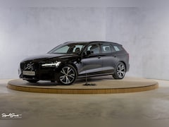 Volvo V60 - 2.0 T6 Recharge AWD R-Design | Apple carplay | Cruise control | Zwenkbare trekhaak | Memor