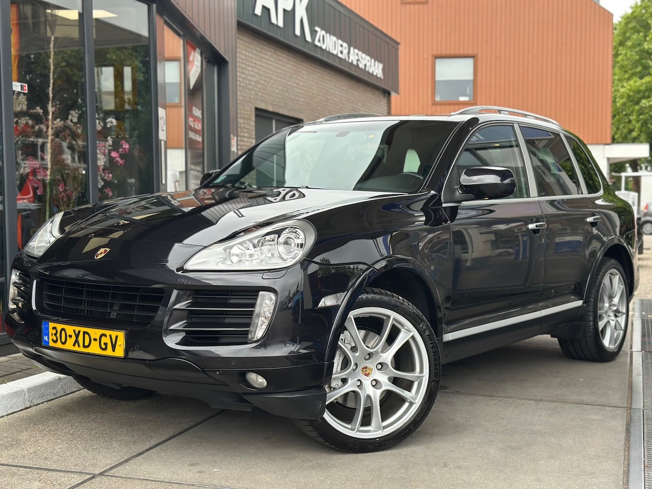 Porsche Cayenne - 4.8 S | Super mooie youngtimer Leder | Pano | PDC | Stoelverw. - AutoWereld.nl