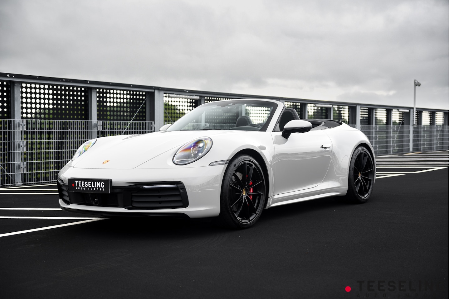 Porsche 911 Cabrio - 3.0 Carrera 4 S | Krijt | SportChrono | Sportuitlaat - AutoWereld.nl