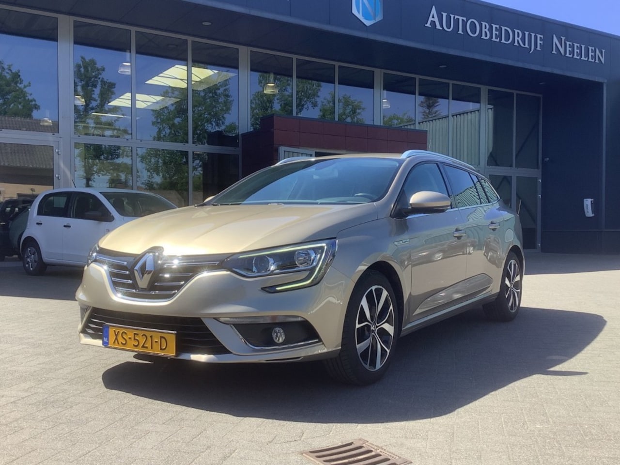 Renault Mégane Estate - Estate 1.3 TCe Bose I dealer onderhouden I - AutoWereld.nl