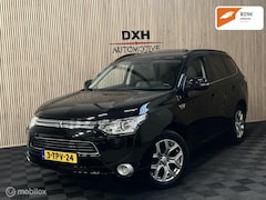 Mitsubishi Outlander - 2.0 PHEV Instyle DEALER-OH PANO TREKHK