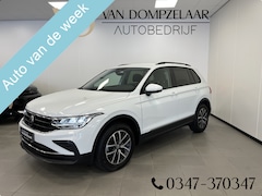 Volkswagen Tiguan - 1.5 TSI Life Business / 150PK / NAVI / STOEL-STUURVERW. / PDC / 1800KG TREKG