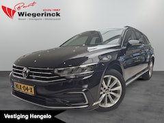 Volkswagen Passat - 1.4 TSI Plug in hybrid GTE Business [STOELVERWARMING | KEYLESS |