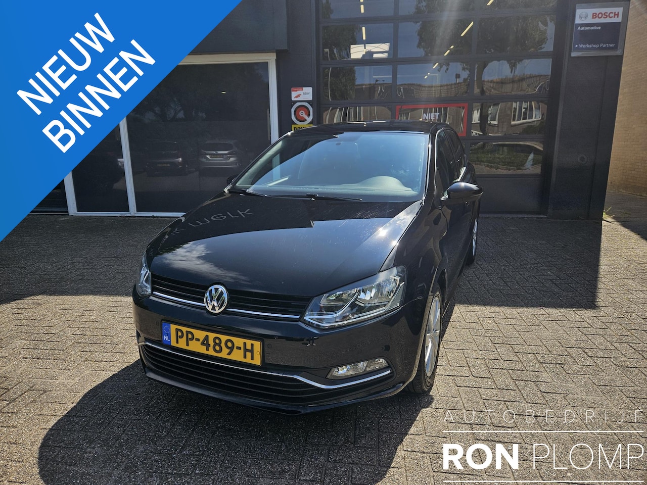 Volkswagen Polo - 1.2 TSI Comfortline Business R / Airco/ Navigatie/ Cruise/ Apple carplay/ PDC/ LM Velgen/ - AutoWereld.nl