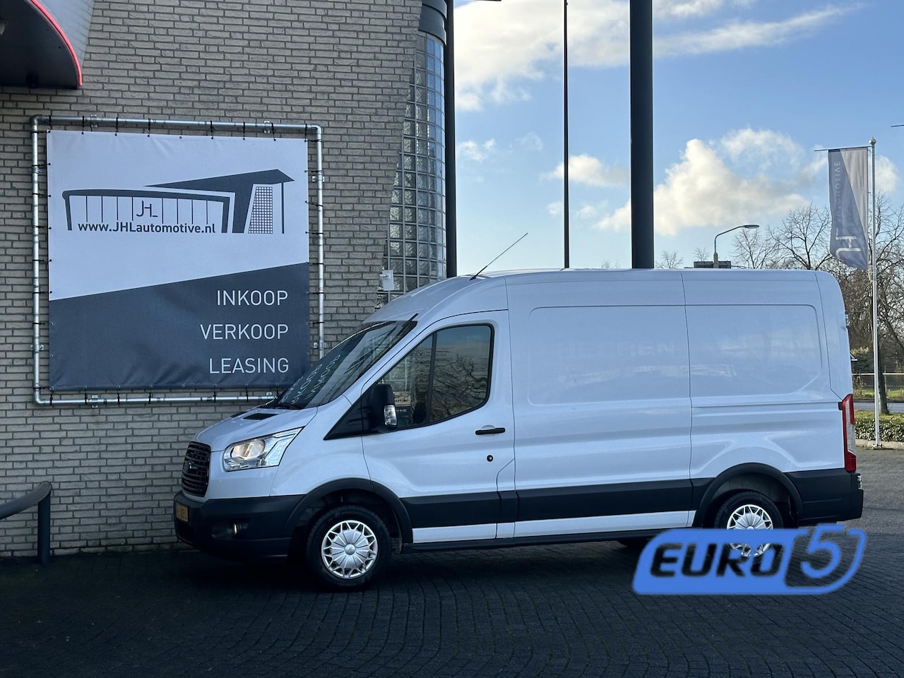 Ford Transit - 290 2.2 TDCI L2H2 Trend*A/C*CRUISE*HAAK*3P*TEL*PDC - AutoWereld.nl