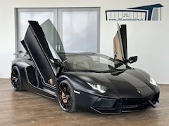 Lamborghini Aventador - 6.5 V12*50th*CAPRISTO*SENSONUM*GLAS*CARBON*LIFT