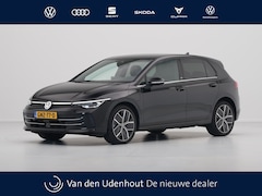 Volkswagen Golf - 1.5 eHybrid 50 Edition Navi via App Camera Massage Acc