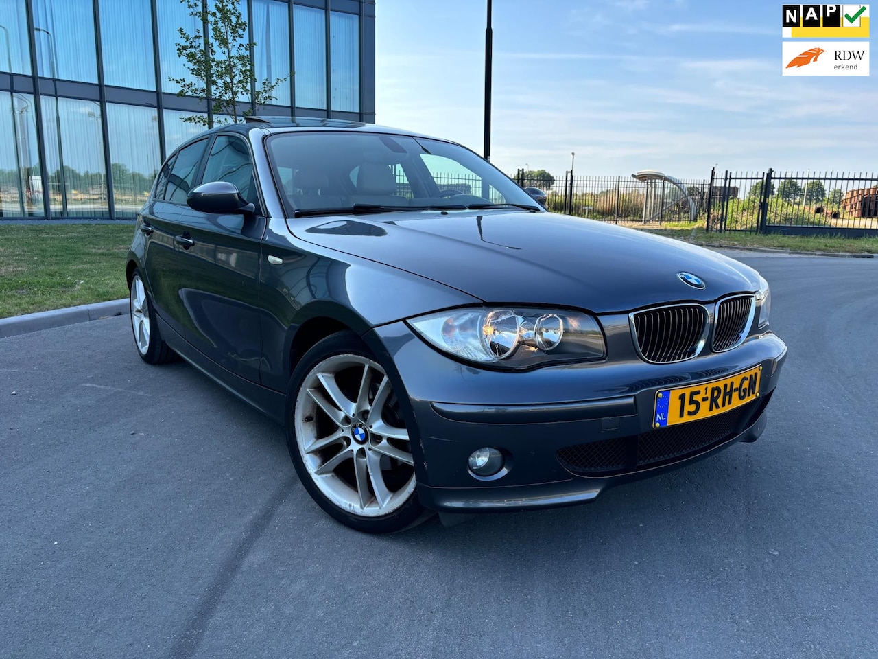 BMW 1-serie - 118i HIGH EXECUTIVE LEER SCHUIFDAK NAP - AutoWereld.nl