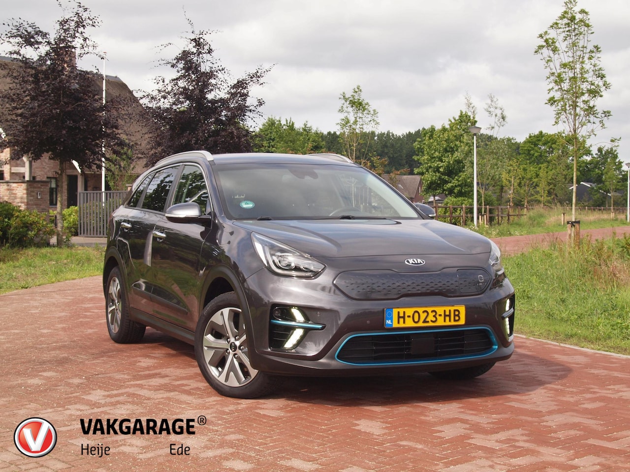 Kia e-Niro - ExecutiveLine 64 kWh | Camera | Apple Carplay | Cruise Control | JBL | Leer | - AutoWereld.nl
