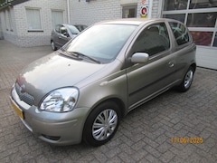 Toyota Yaris - 1.3 VVT-i S-Line