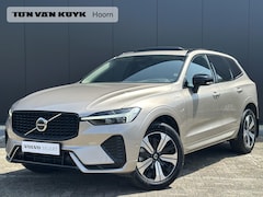 Volvo XC60 - 2.0 T6 Plug-in hybrid AWD Plus Dark Pano. dak / Verwarmde stoelen / 360 camera / Harman Ka