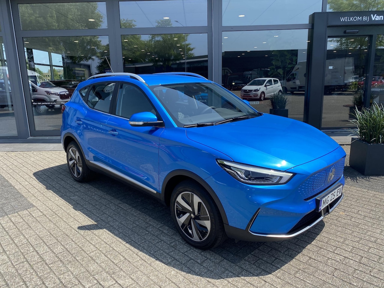 MG ZS - EV Standard Range Comfort 50 kWh Airconditioning | ACC | Achteruit-rijcamera | Apple Carpl - AutoWereld.nl