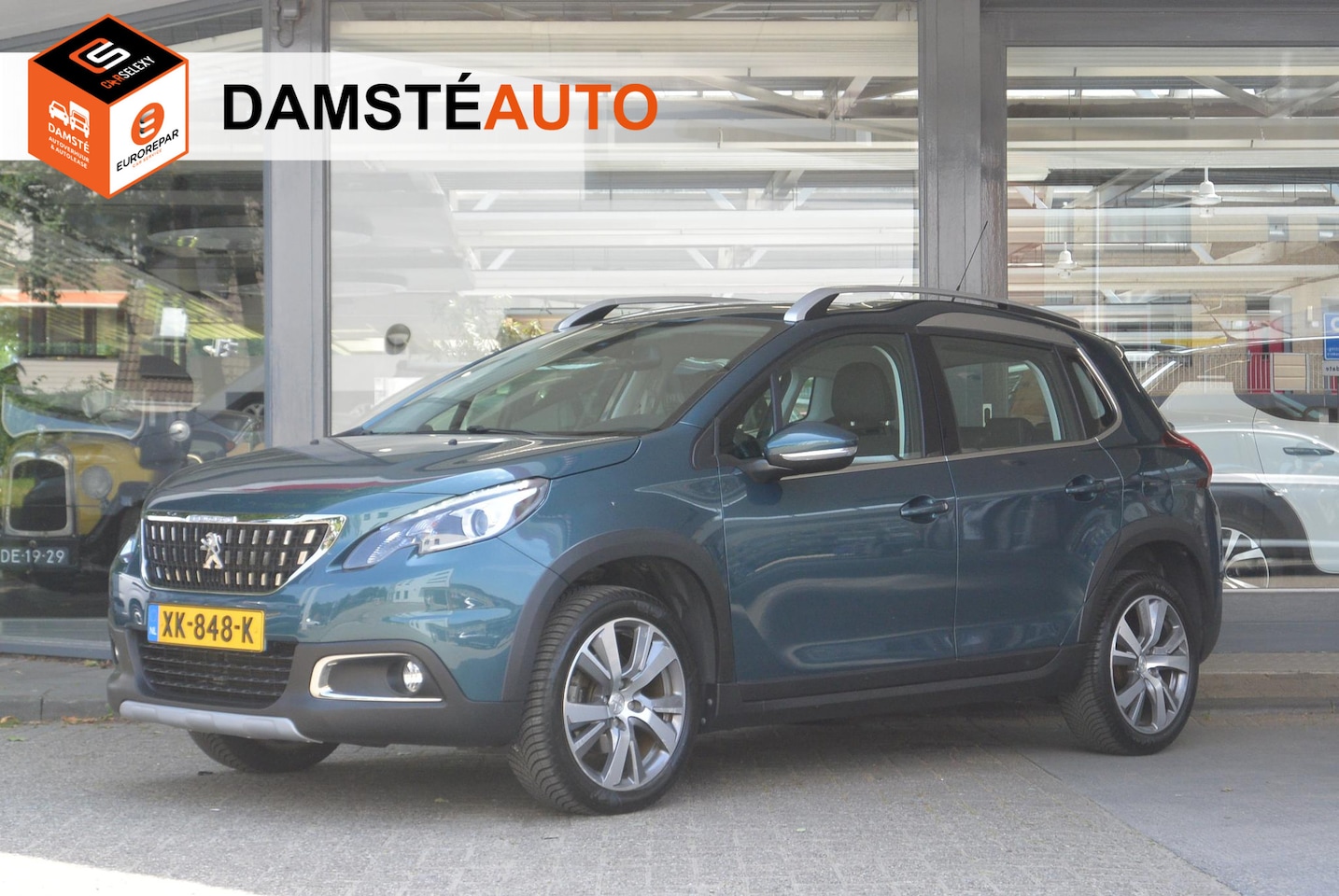 Peugeot 2008 - Allure PureTech 110pk EAT6 │ Automaat │ Grip Control │ 17" lichtmetalen velgen - AutoWereld.nl