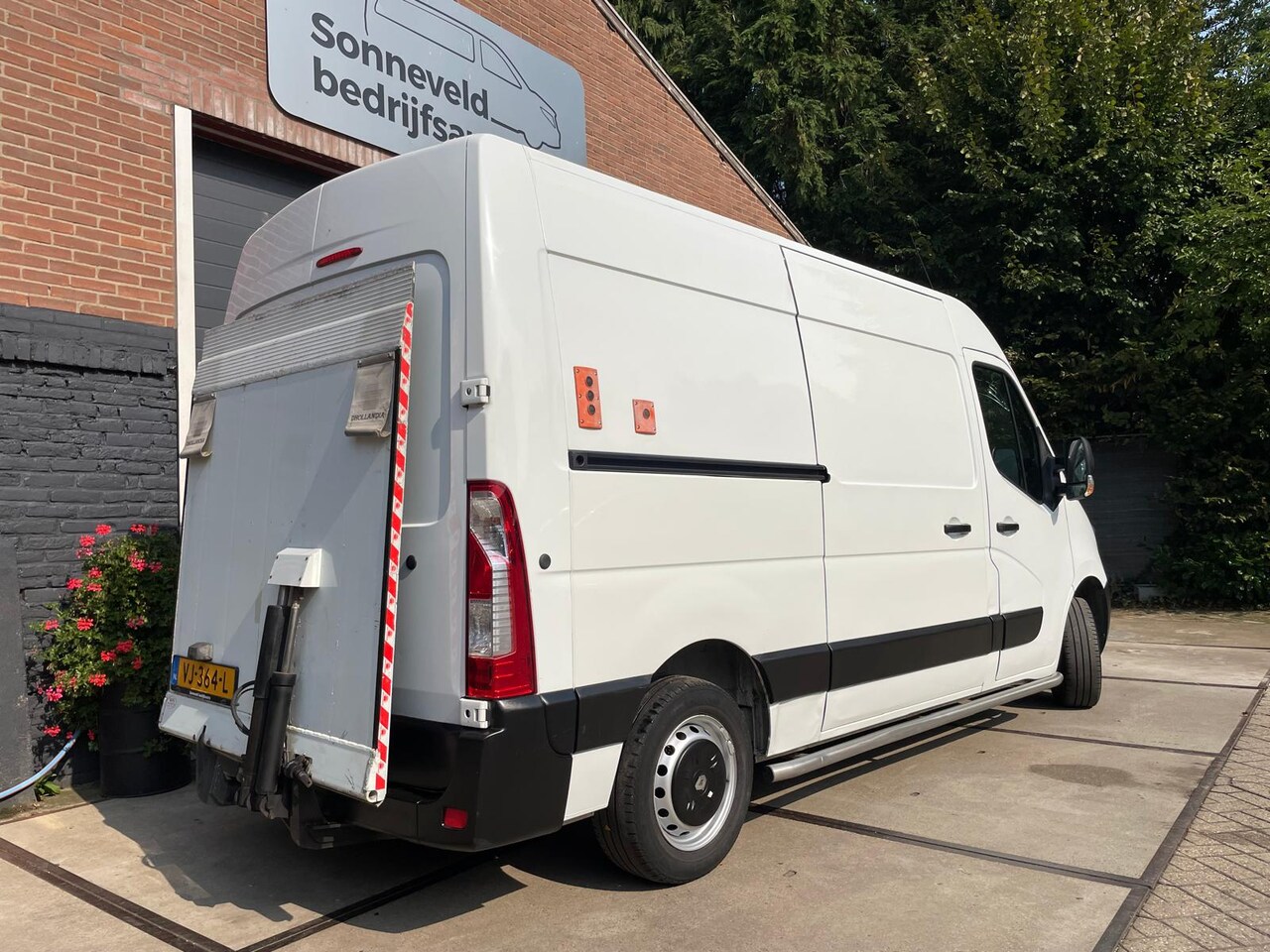 Renault Master - T33 2.3 dCi L2 Eco KOELING, ISOLATIE, LAADKLEP - AutoWereld.nl