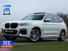 BMW X3 - xDrive20i M-Sport / Panoramadak / Navi / Cruise / Trekhaak / 184PK / 19"