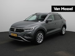 Volkswagen T-Roc - 1.0 TSI Life | LMV | Parkeer sensoren | Virtual cockpit | Cruise control | DAB | Apple car