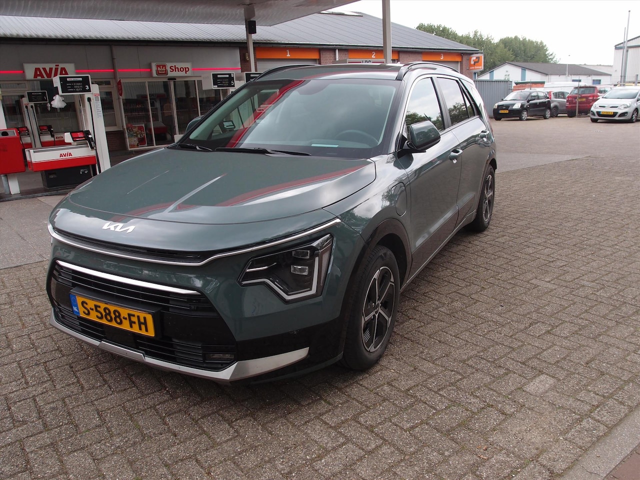 Kia Niro - 1.6 GDi PHEV 181pk DynamicPlusLine " New staat " - AutoWereld.nl