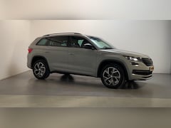 Skoda Kodiaq - 1.5 TSI 150pk DSG Sportline Business 7p. LED Panoramadak Camera Stoelverwarming