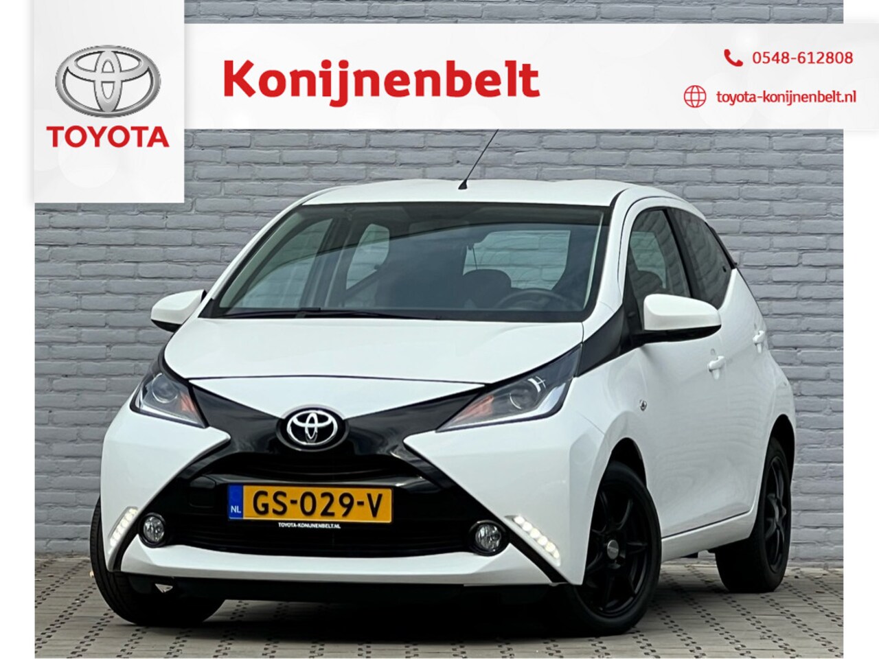 Toyota Aygo - 1.0 VVT-i x-play Automaat 5-deurs - AutoWereld.nl