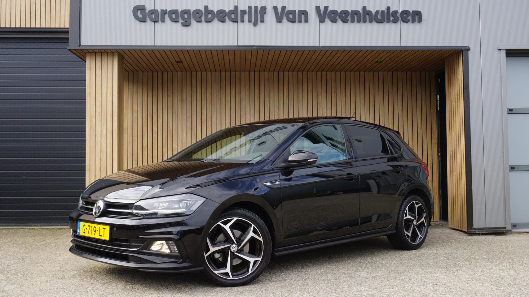 Volkswagen Polo - 1.0 TSI 116PK 5Drs 3x R-Line Pano.Dak Virtual LED 17inch LM Adaptive Cruise *NL auto* 1136 - AutoWereld.nl
