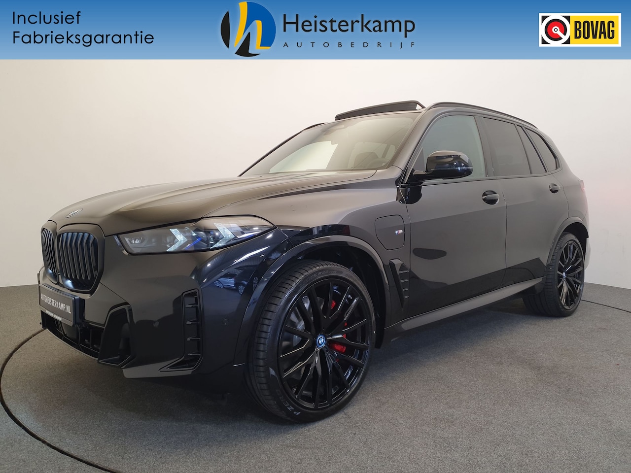 BMW X5 - xDrive50e M-Sport Pro Trekhaak, Panoramadak, Soft Close, H/K - AutoWereld.nl
