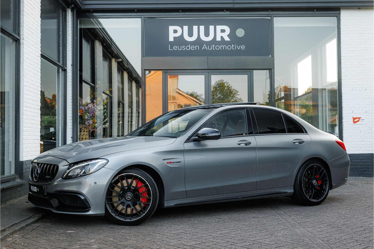 Mercedes-Benz C-klasse - C63 s AMG Pano - Performance Stoelen - Burmester - AutoWereld.nl