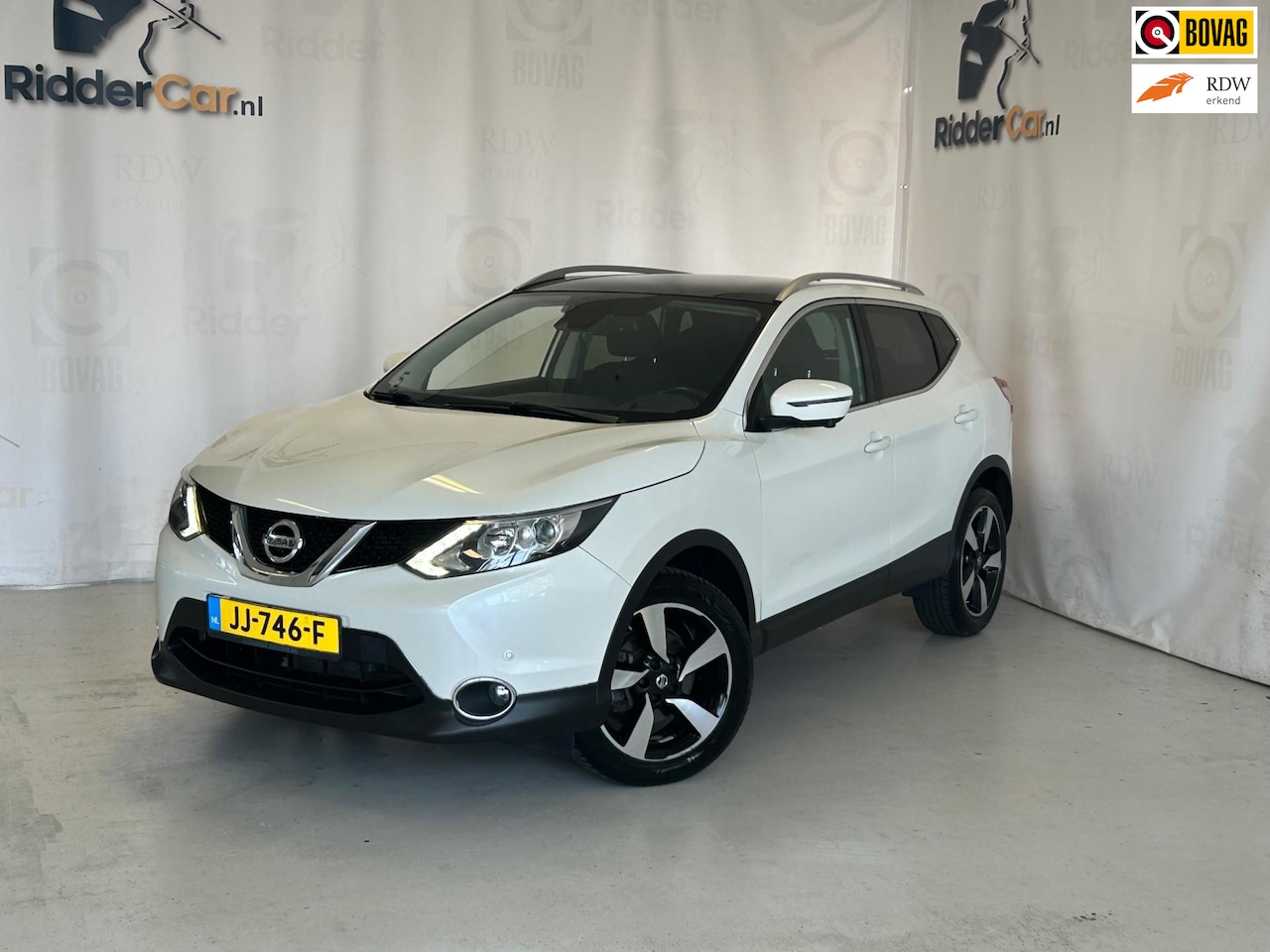 Nissan Qashqai - 1.2 N-Connecta|GARANTIE|NAP|CRUISE|NAVI|TREKHAAK| - AutoWereld.nl