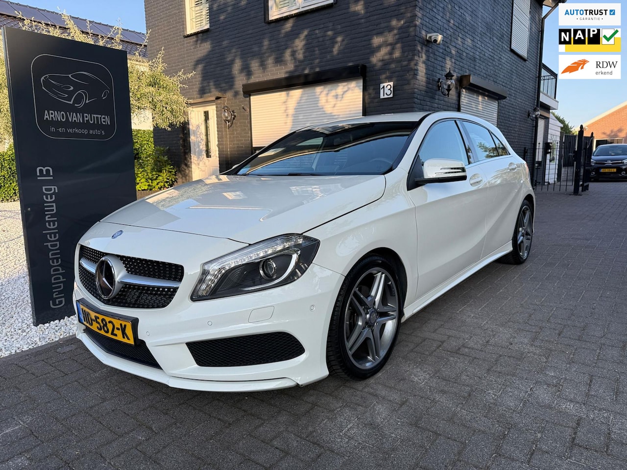 Mercedes-Benz A-klasse - 180 Prestige AMG Pakket - Led - Automaat - AutoWereld.nl