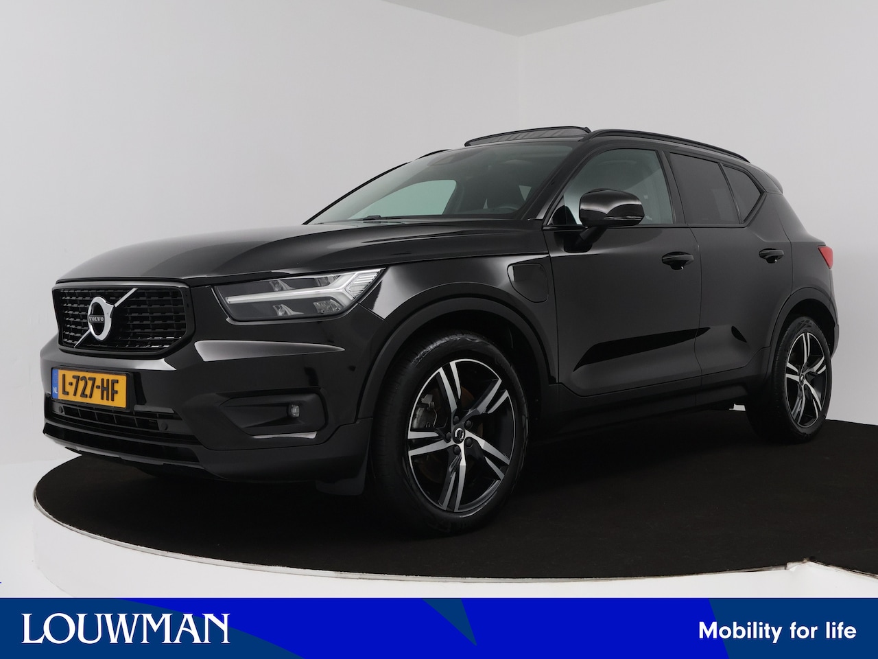 Volvo XC40 - 1.5 T4 Recharge R-Design Expression 1.5 T4 Recharge R-Design Expression - AutoWereld.nl