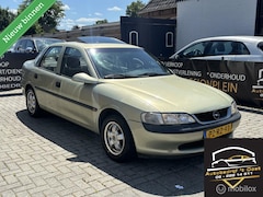 Opel Vectra - 1.6i GL koopje met apk trekhaak, dakraam