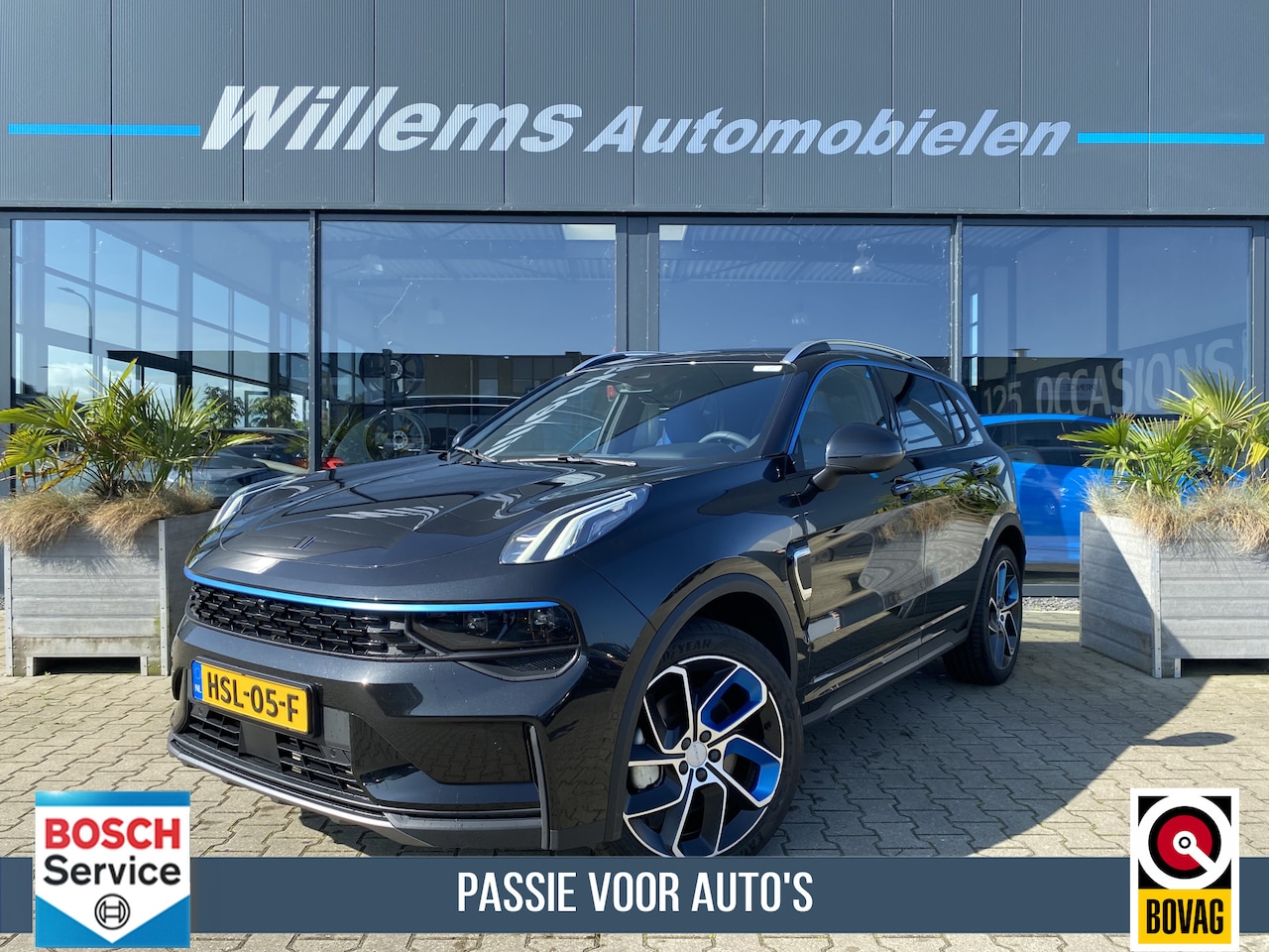 Lynk & Co 01 - 1.5 Zwarte Hemel, 360' Camera & Snellaad Functie Verkoop prijs = Inclusief Trekhaak - AutoWereld.nl