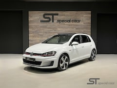 Volkswagen Golf - 2.0 TSI GTI Performance|Pano| Leder| Harman Kardon