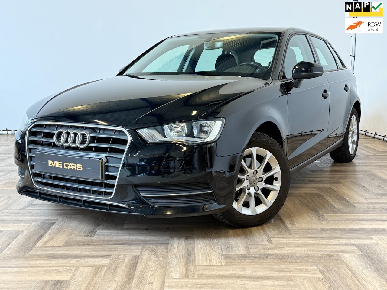 Audi A3 Sportback - 1.2 TFSI Attraction 1.2 TFSI Attraction , NAP , INRUIL MOGELIJK! - AutoWereld.nl