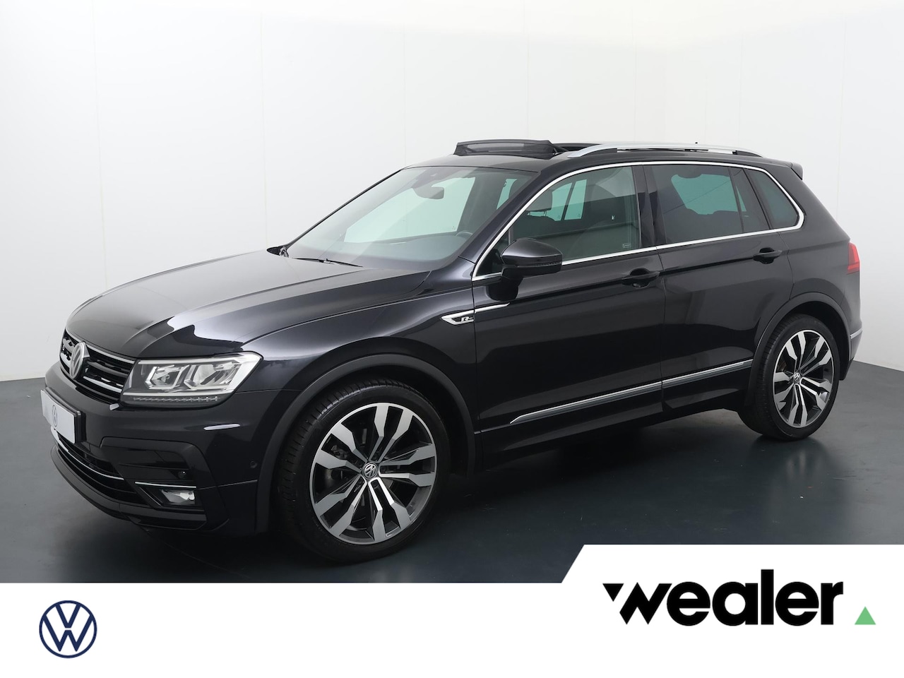 Volkswagen Tiguan - 1.5 TSI ACT Highline Business R | 150 PK | Automaat | Panoramadak | Adaptieve onderstelreg - AutoWereld.nl