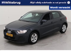 Audi A1 Sportback - 25 TFSI 95pk Pro Line / Clima / LM 15 inch / parkeersensoren a. / Verw. Voorstoelen