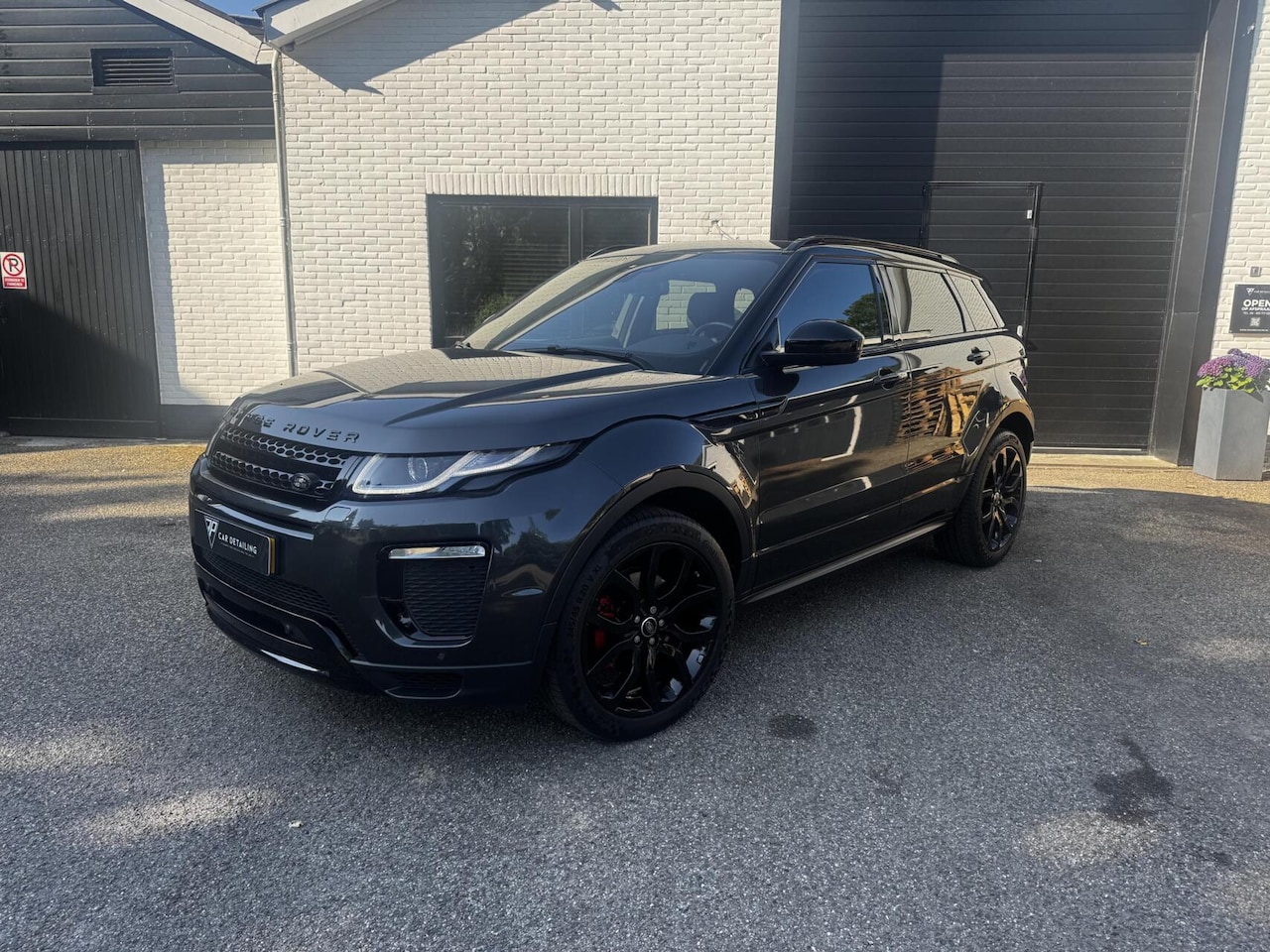 Land Rover Range Rover Evoque - 2.0 Si4 HSE 241 Pk Automaat Navigatie / Camera / Elektrische klep / PDC - AutoWereld.nl