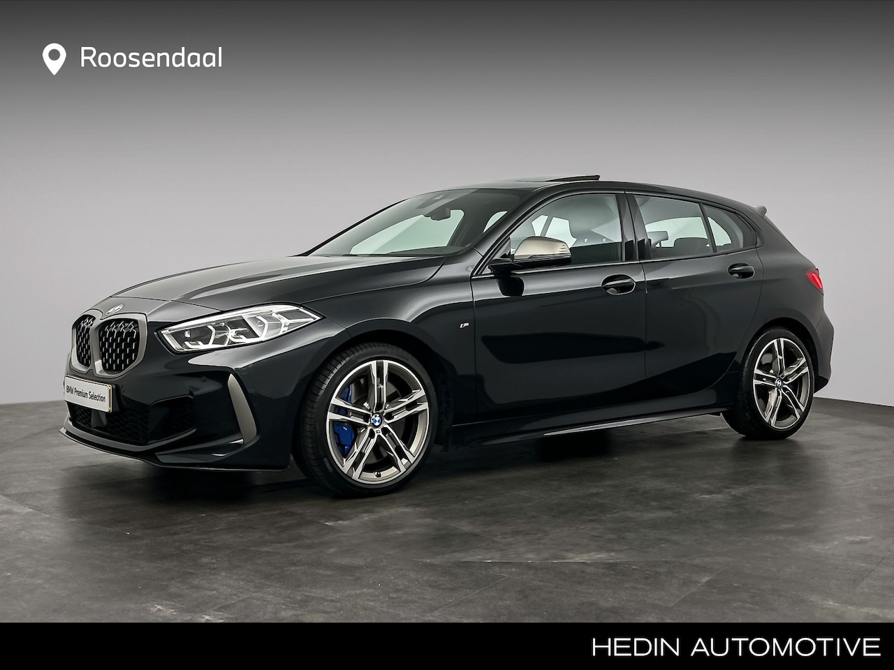 BMW 1-serie - M135i xDrive | Panoramadak | Head up | Elektrisch verstelbare stoelen | Stuurverwarming | - AutoWereld.nl