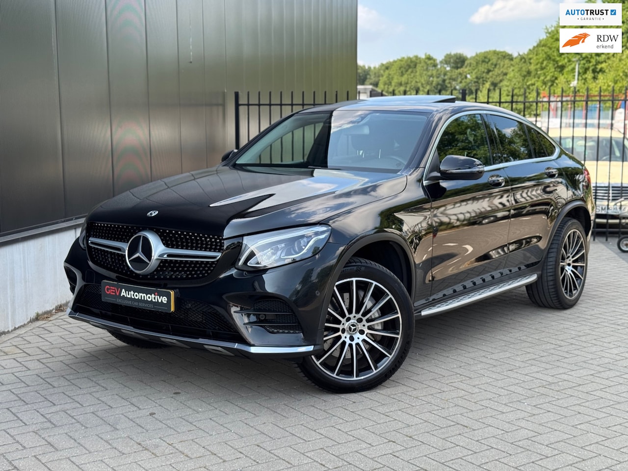 Mercedes-Benz GLC-klasse Coupé - 350e 4MATIC AMG Burmeister | Memory |Open dak | Camera | Trekhaak - AutoWereld.nl