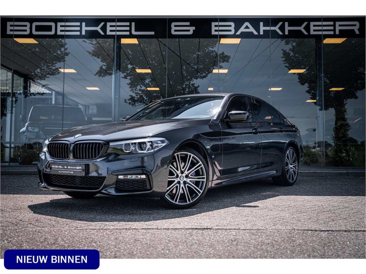 BMW 5-serie - 530e iPerformance High Executive ** M Sport ** Dealer onderhouden!! - AutoWereld.nl