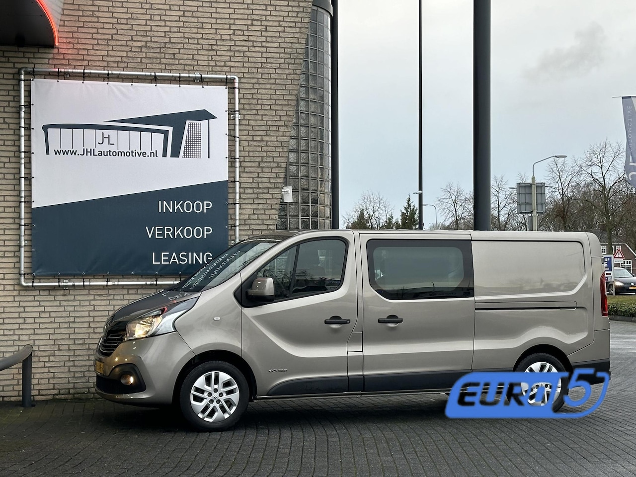 Renault Trafic - 1.6 dCi T29 L2H1 DC*A/C*NAVI*CRUISE*HAAK*CAM* - AutoWereld.nl