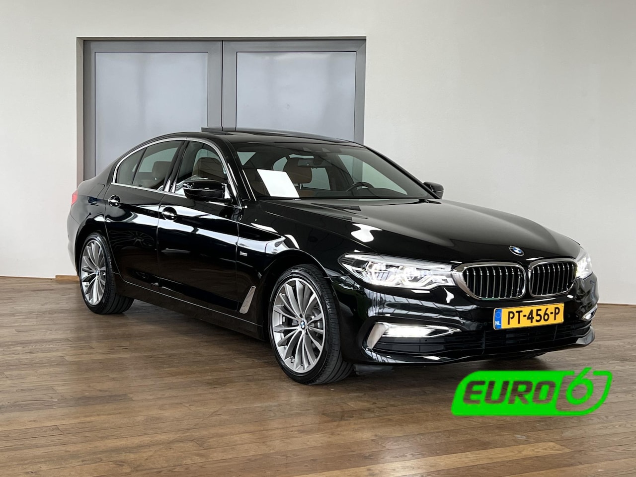 BMW 5-serie - 520d High Executive*DAKJE*HUD*CRUISE*NAVI.PROF*LED - AutoWereld.nl